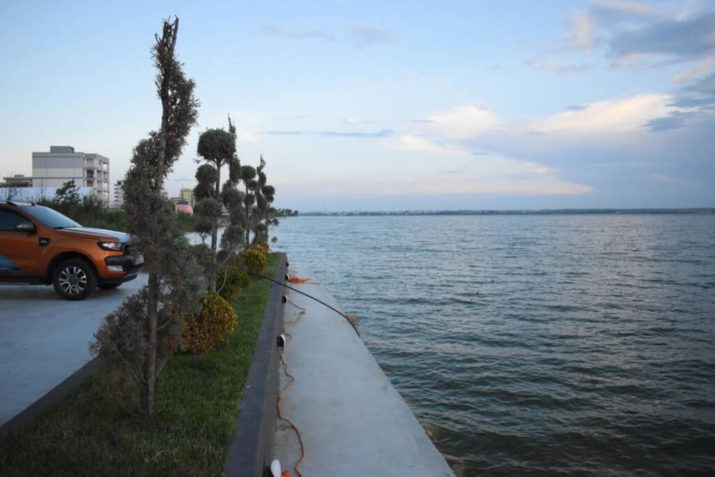Apartment By The Lake With A View Mamaia Dış mekan fotoğraf