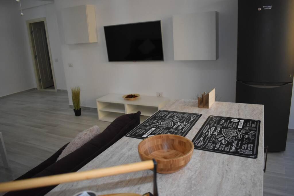 Apartment By The Lake With A View Mamaia Dış mekan fotoğraf